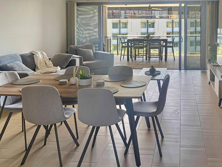Welcome Waterfront Apartment *